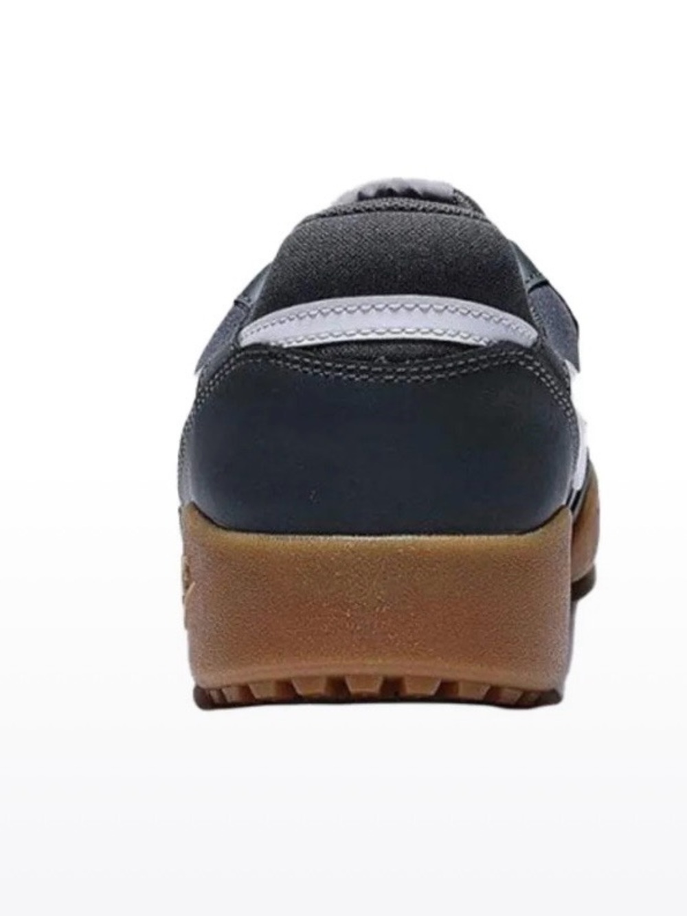 Size 11- Nike Mens Terra Manta Abrasion Resistant Low Top Casual Shoes Black - Picture 4 of 7